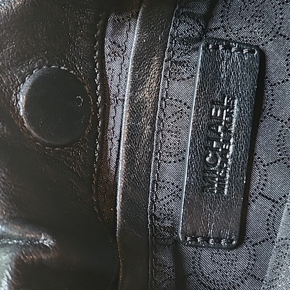 Michael Kors crossbody - Picture 4 of 4